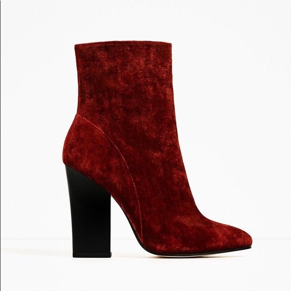 Zara High Heel Red Velvet Ankle Boots Booties - Picture 3 of 4